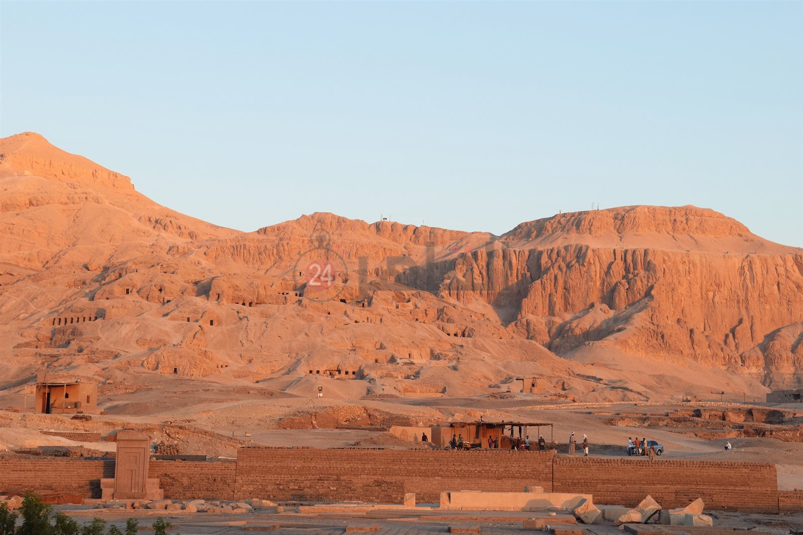  البعثة البعثة الإسبانية في البر الغربي (5)