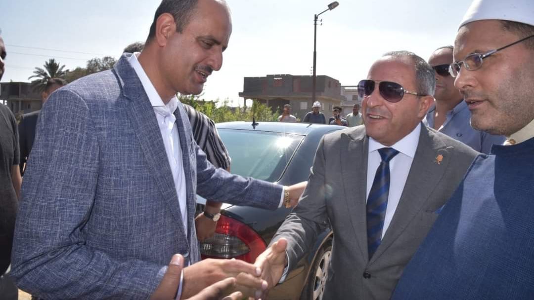 محافظ بورسعيد يفتتح مسجد - قص