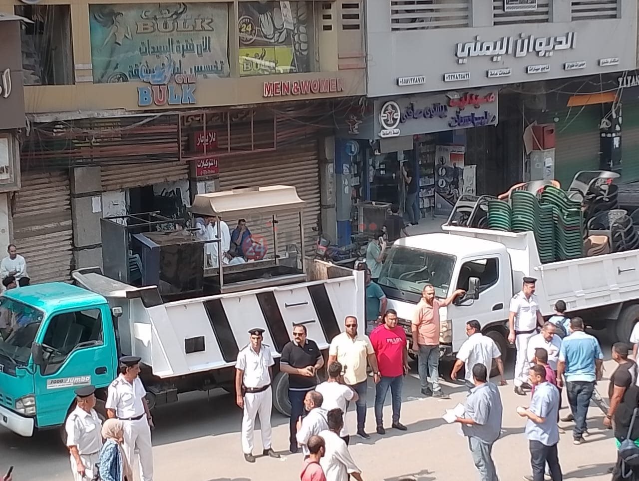 حملة حي بولاق الدكرور لإخلاء شارع العشرين 