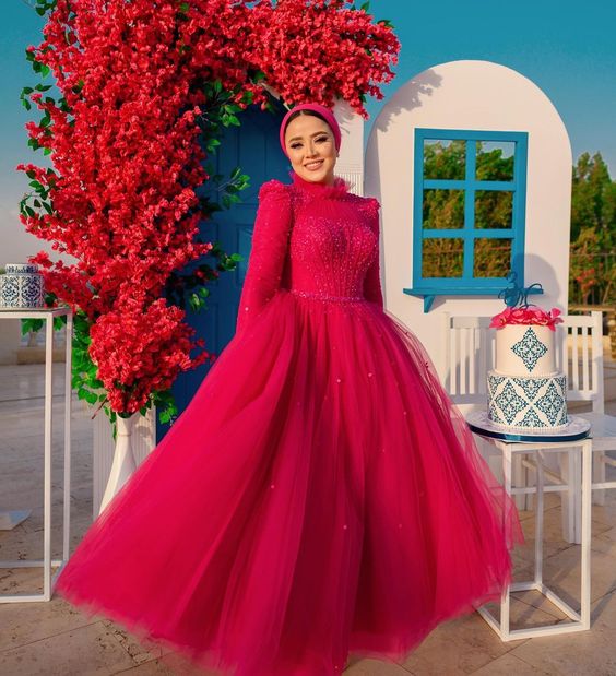 فساتين خطوبة محجبات