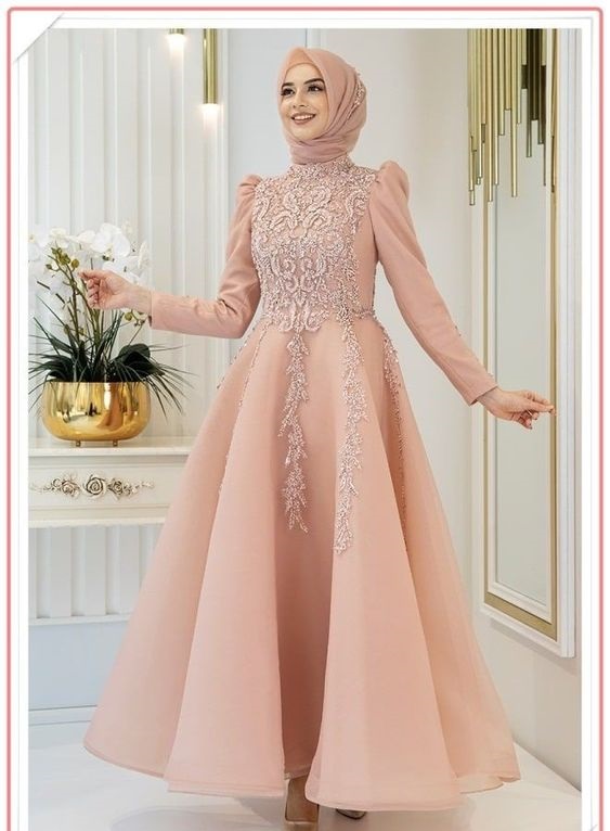 فساتين خطوبة سواريه