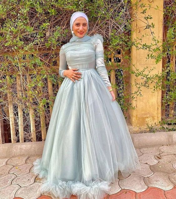 فساتين خطوبة فخمة جدا