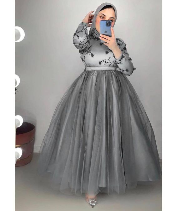 فساتين خطوبة فخمة جدا