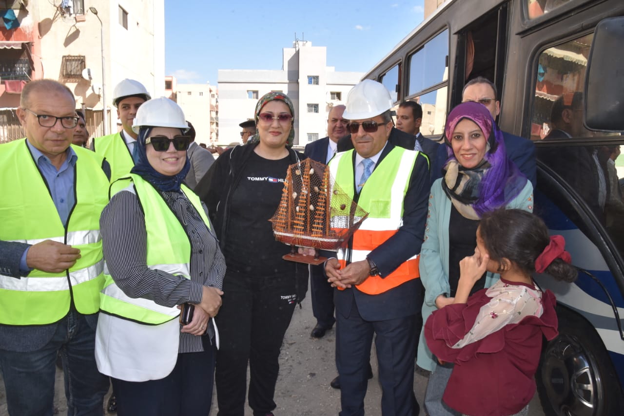 محافظ بورسعيد