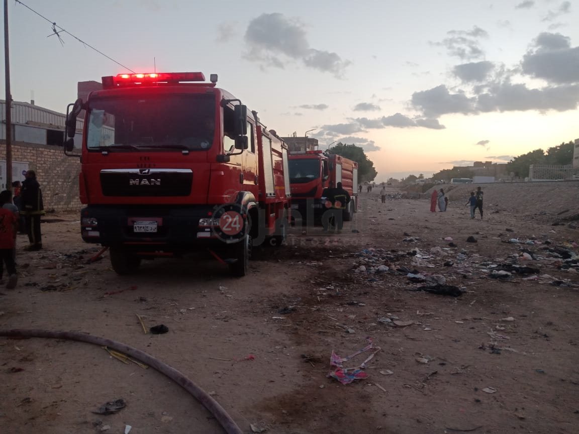 السيطرة على حريق بمخزن بالإسكندرية