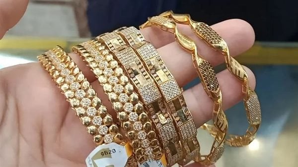 تفسير حلم كسر الغوايش الذهب للمتزوجة والمطلقة والعزباء