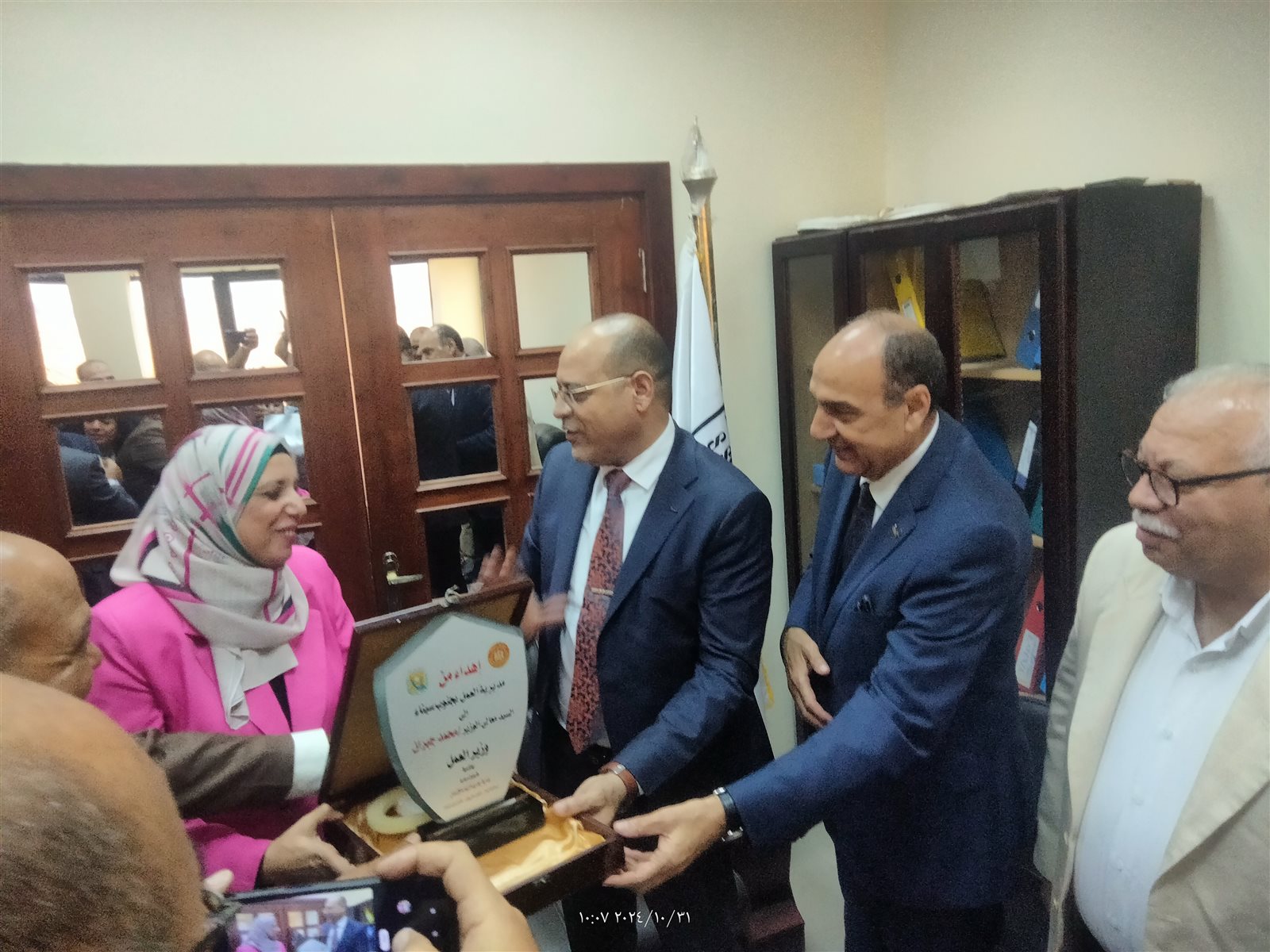 جولة الوزير