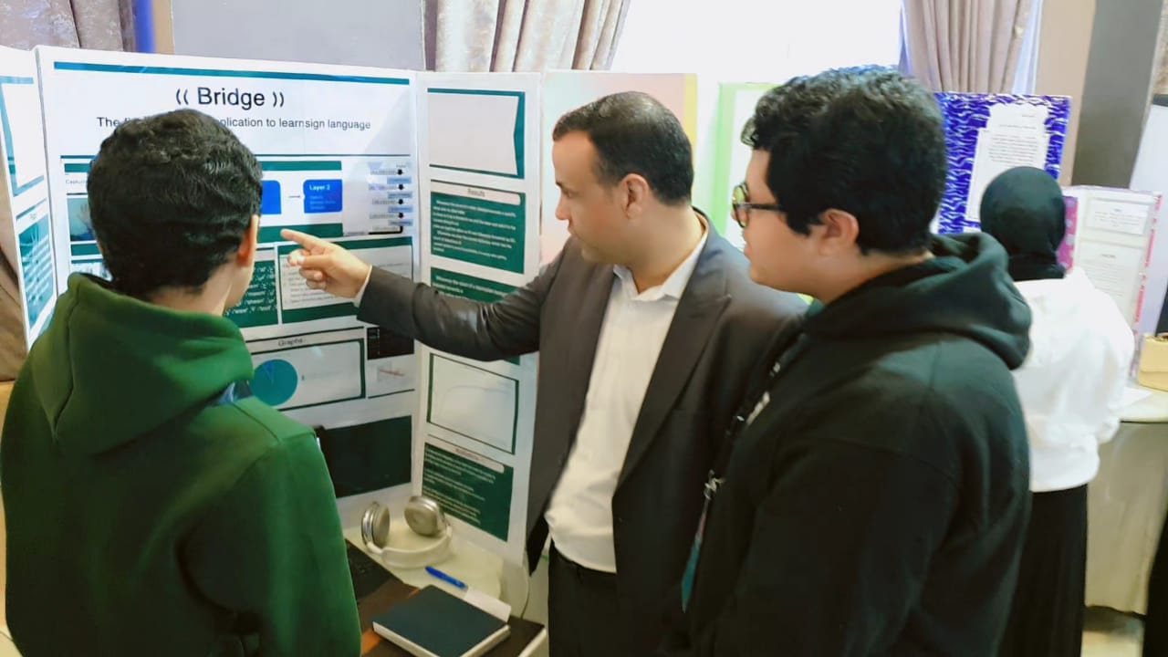 تعليم الفيوم تشارك في المسابقة الدولية أيسف للعلوم والهندسة 