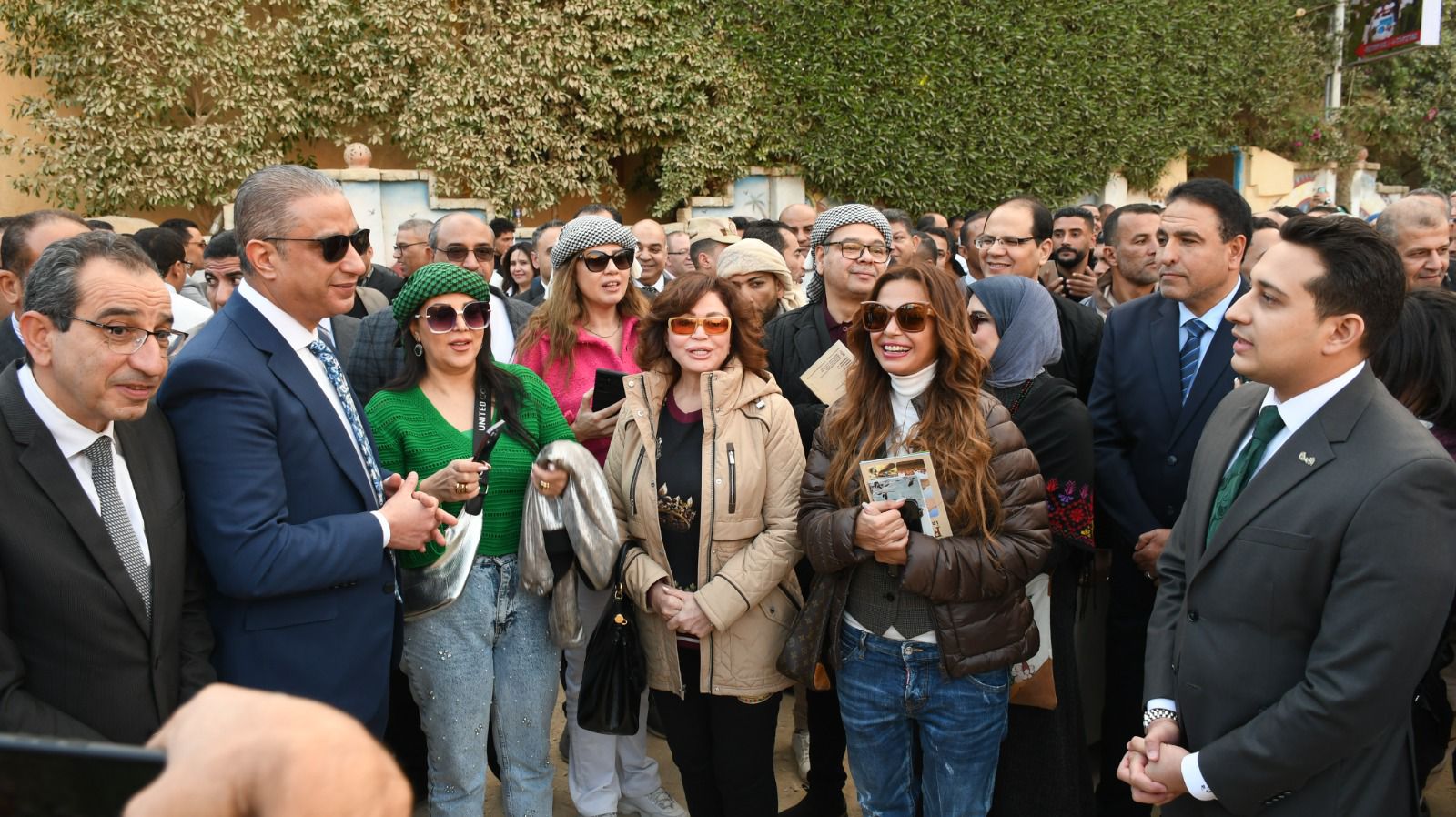 محافظ الفيوم يفتتح مهرجان تونس للخزف والفخار والحرف اليدوية