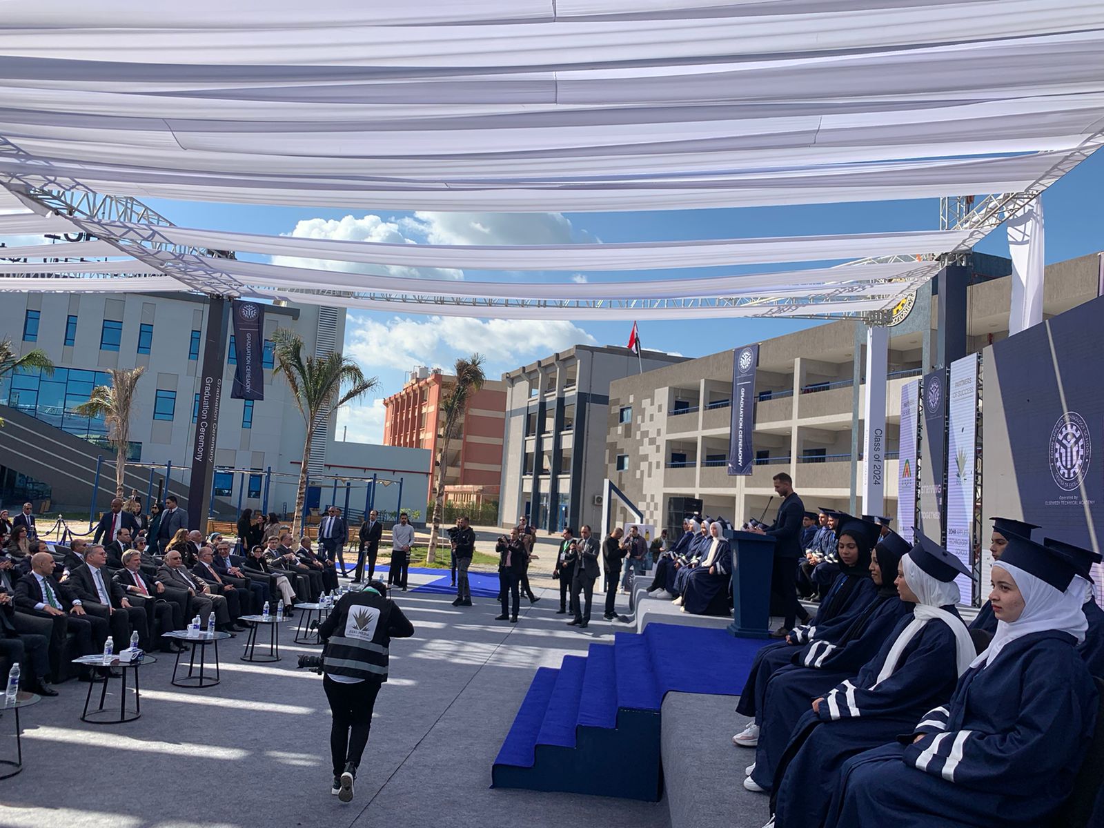 مدرسة ظهر التعليمية 