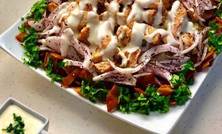 طريقة عمل فتة الشاورما بصوص الزبادي