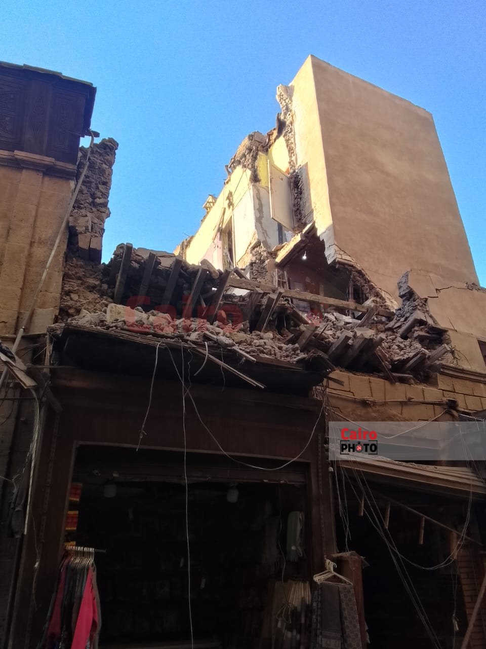 انهيار عقار الجمالية (5)