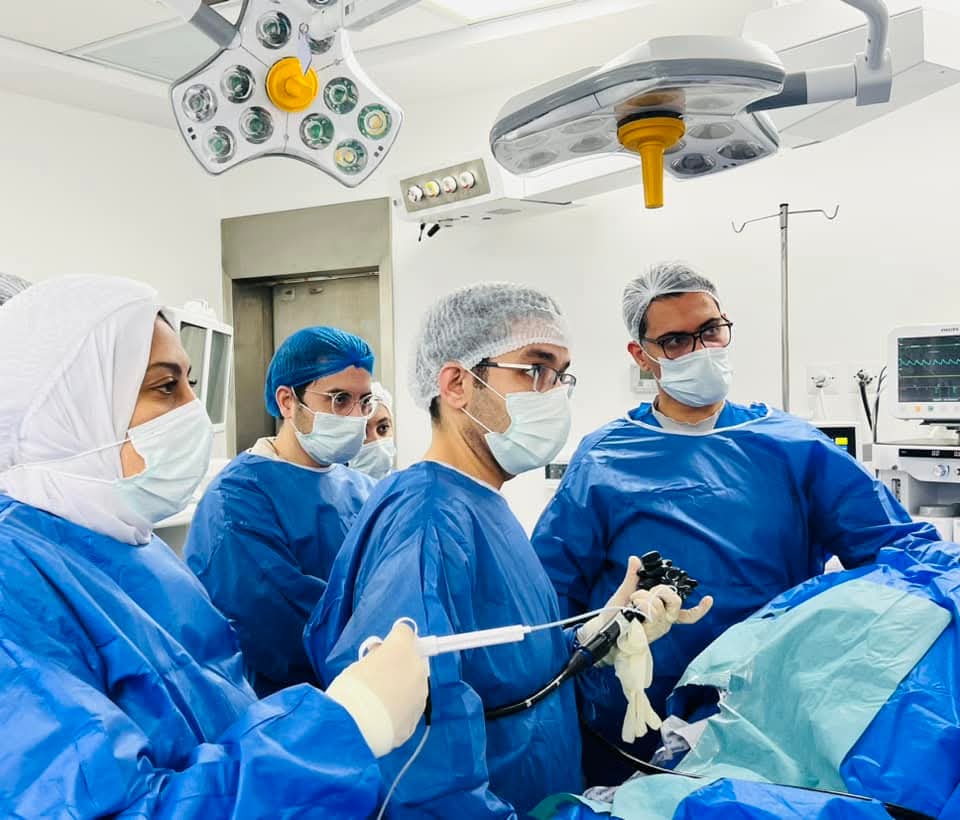 الفريق الطبي بهيئة الرعاية الصحية 