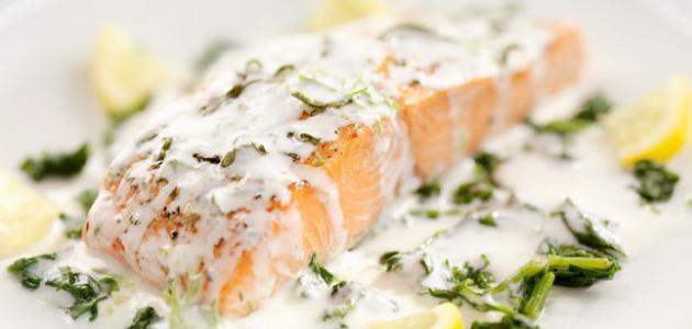طريقة عمل السلمون بالزيت والليمون