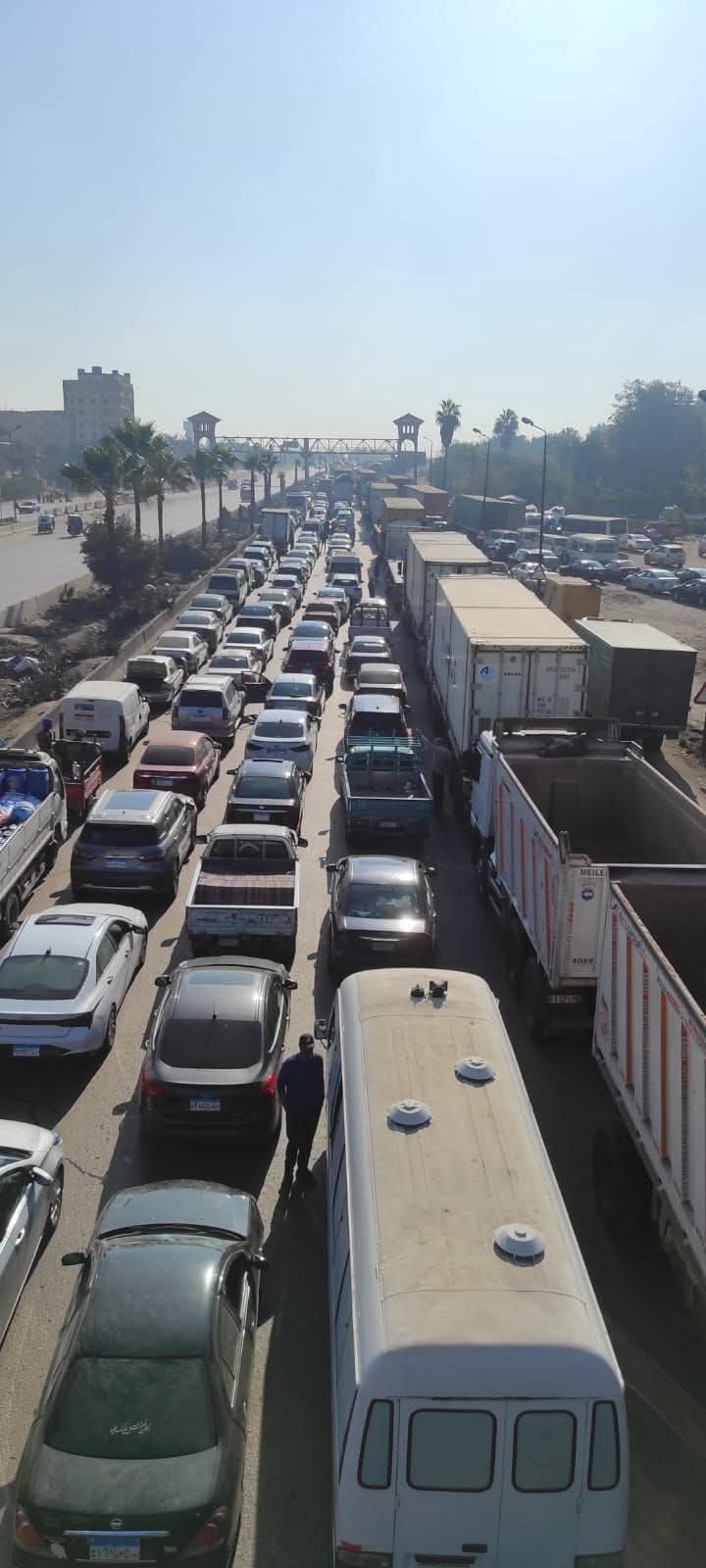 زحام قبل فتح الطريق
