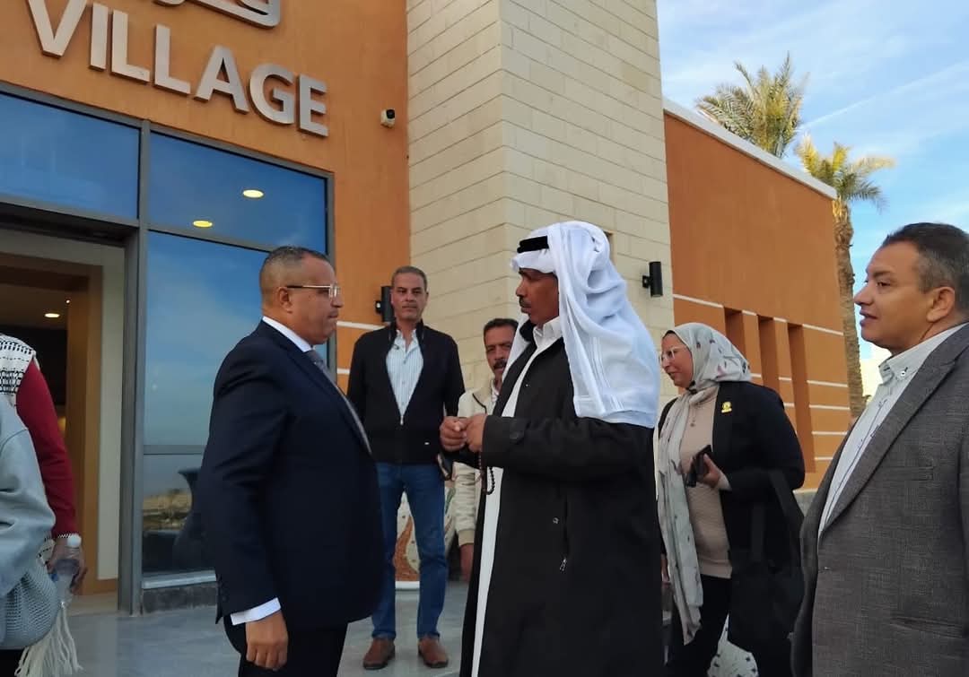 جانب من لقاء محافظ جنوب سيناء ورئيس اتحاد الهجن