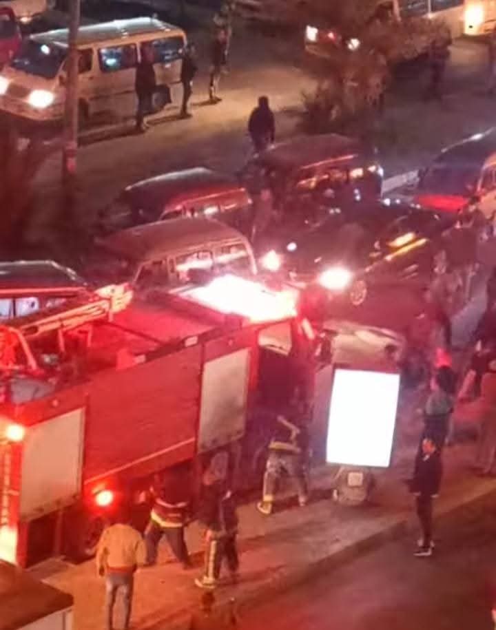 حريق يلتهم سياره أجرة بالإسكندرية 