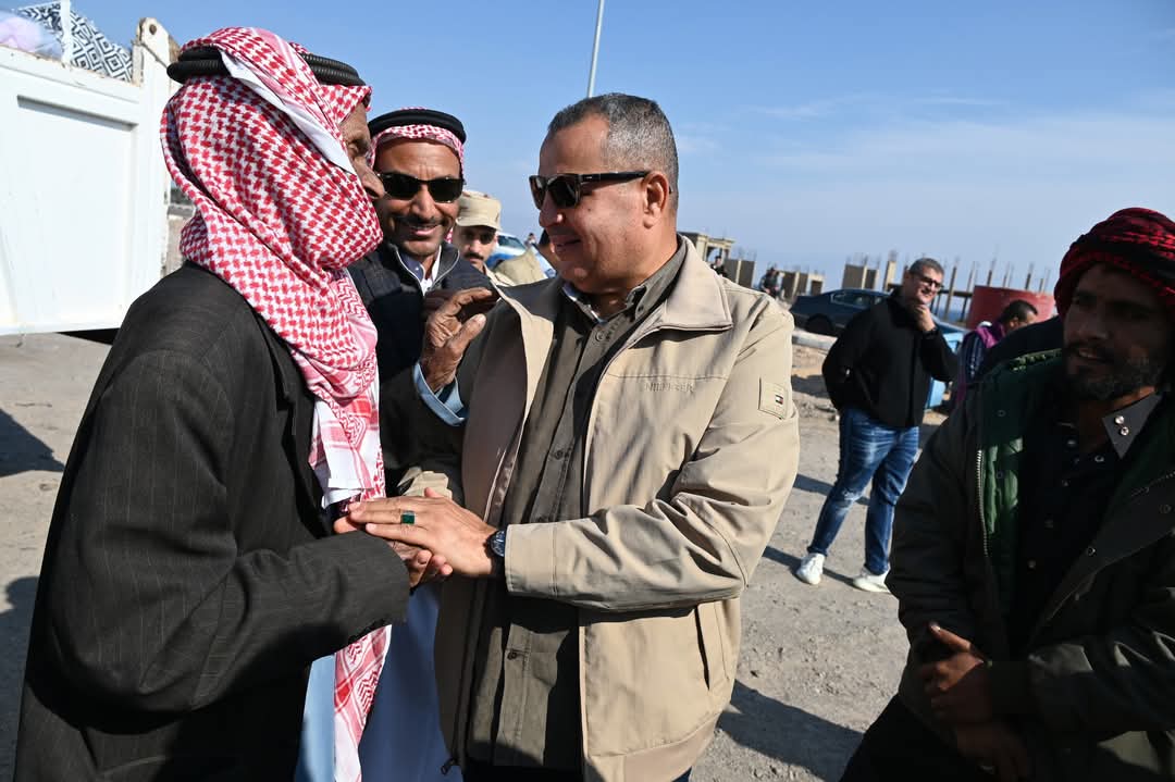 بنك الكساء يوزع أغطية وبطاطين على أهالي جنوب سيناء