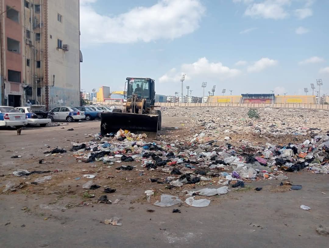 محاولات الأحياء الفاشلة في السيطرة علي القمامة 