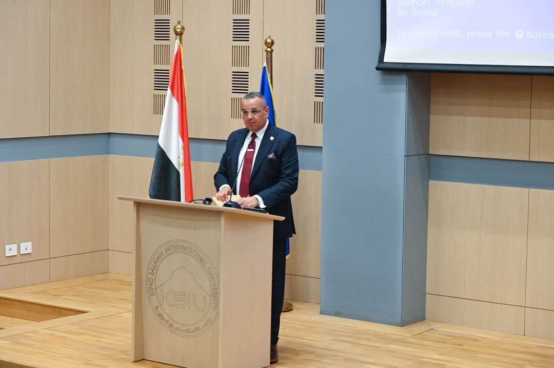 محافظ جنوب سيناء يستعرض رؤية التنمية المستدامة ودور الشباب في صناعة المستقبل 