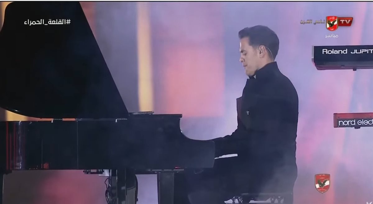 الموسيقار هشام خرما يُحيي احتفالية النادي الأهلي بمعبد حتشبسوت بالدير البحري في الأقصر