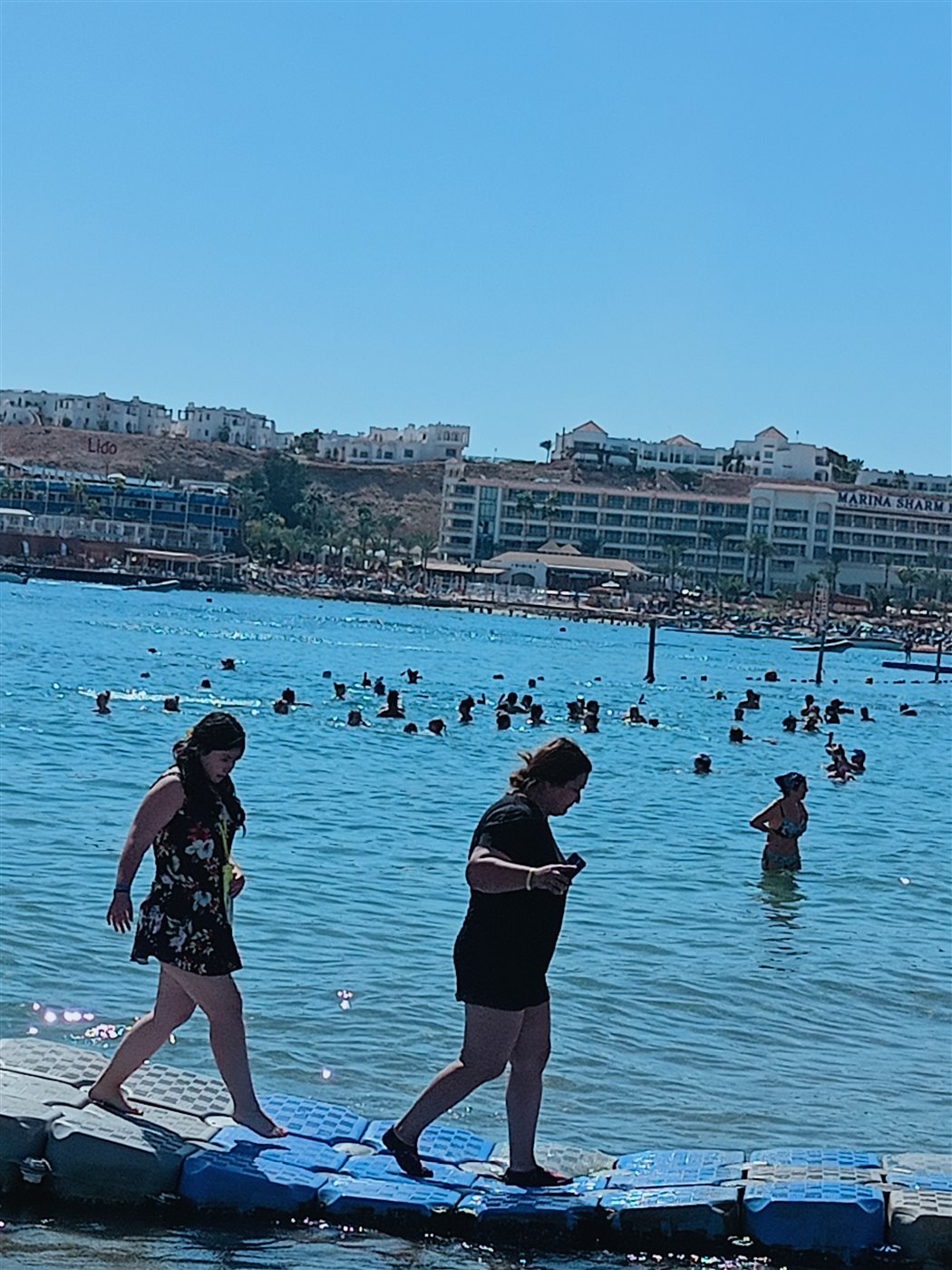 عودة الرحلات البحرية بشرم الشيخ بعد توقف ثلاثة أيام 