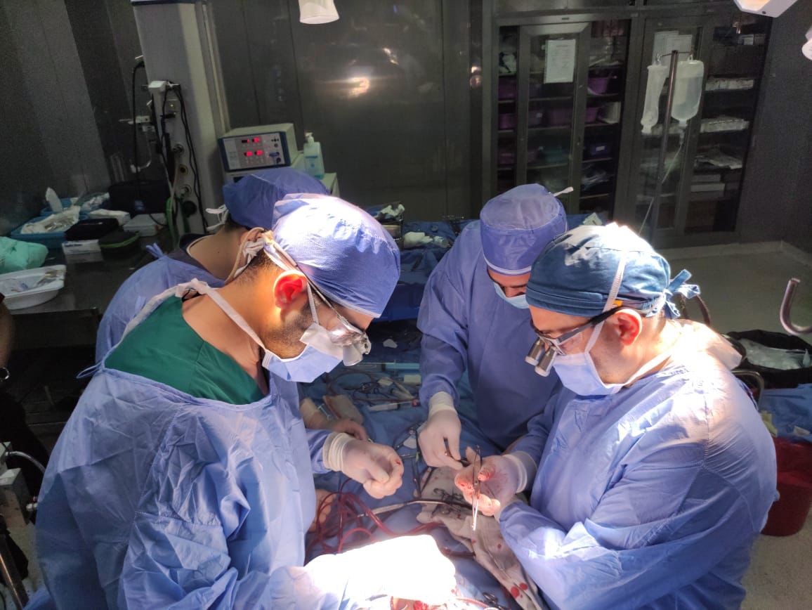 نجاح فريق طبى فى إجراء أول جراحة قلب لطفل غزاوي