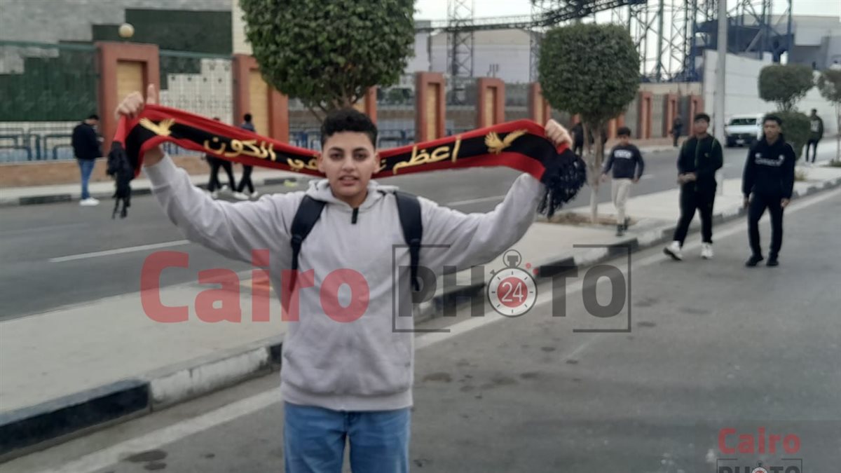 توافد الجماهير لحضور قمة الأهلي والزمالك