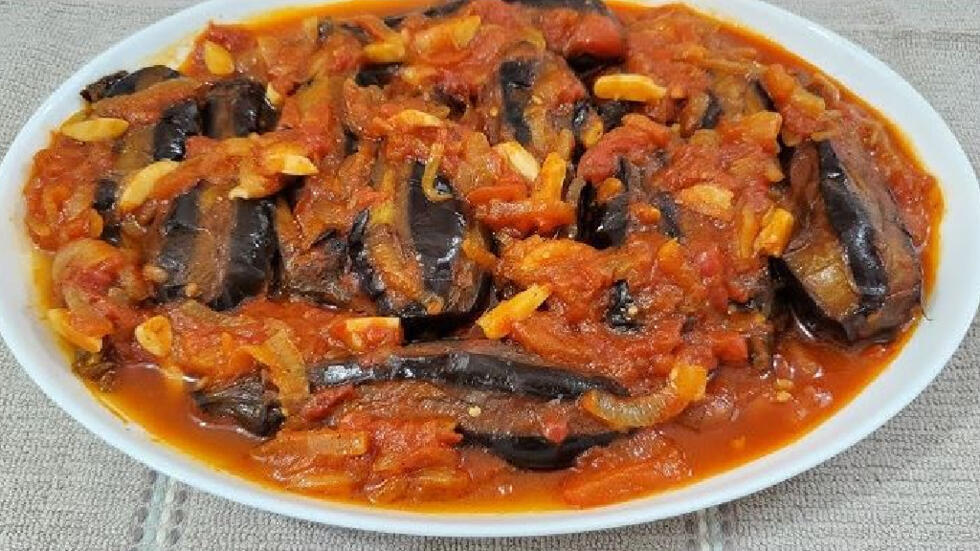 طريقة عمل المسقعة باللحمة المفرومة نادية السيد