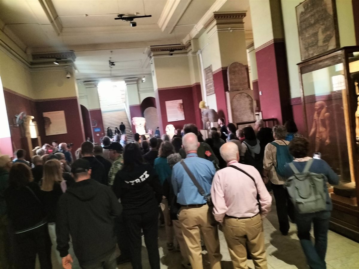 توافد الكثير من الزائرين على المتحف المصري بالتحرير