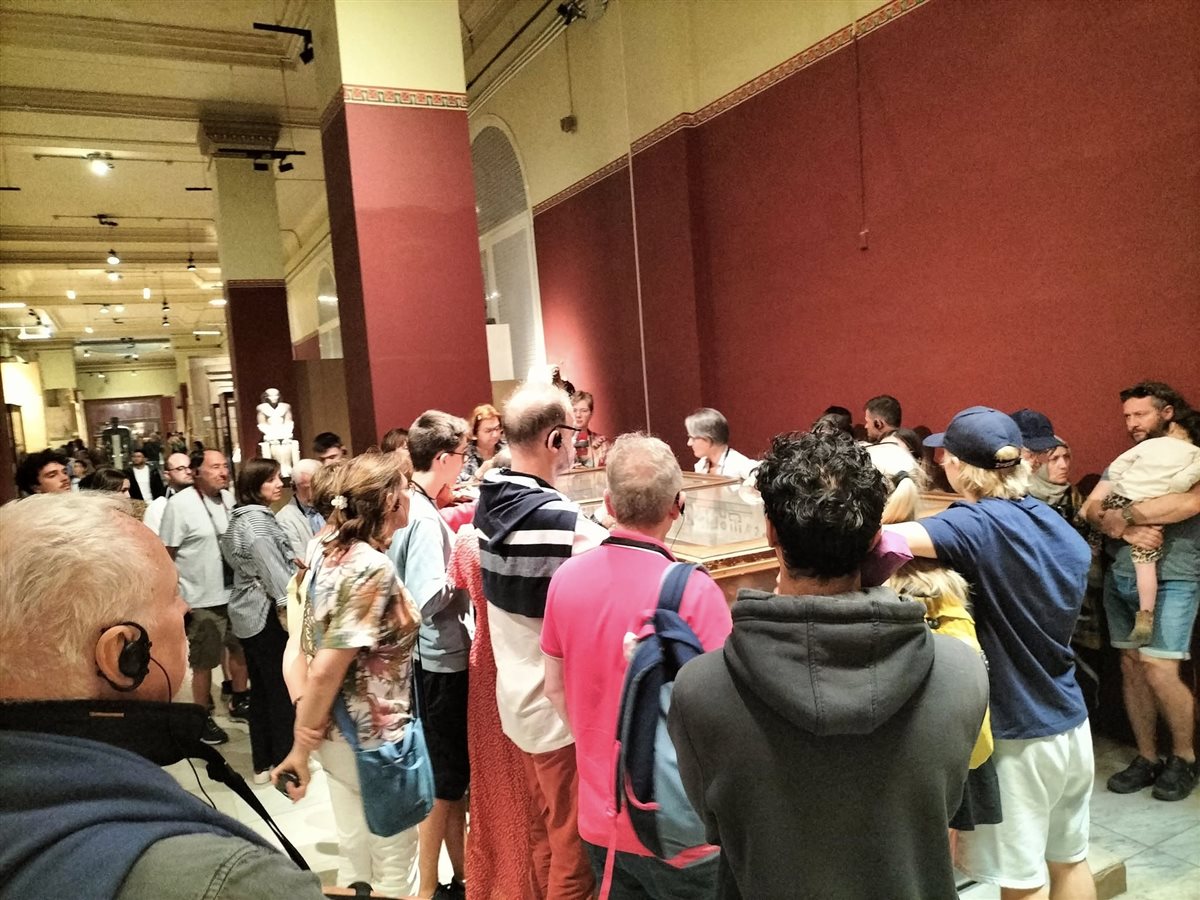 توافد الكثير من الزائرين على المتحف المصري بالتحرير