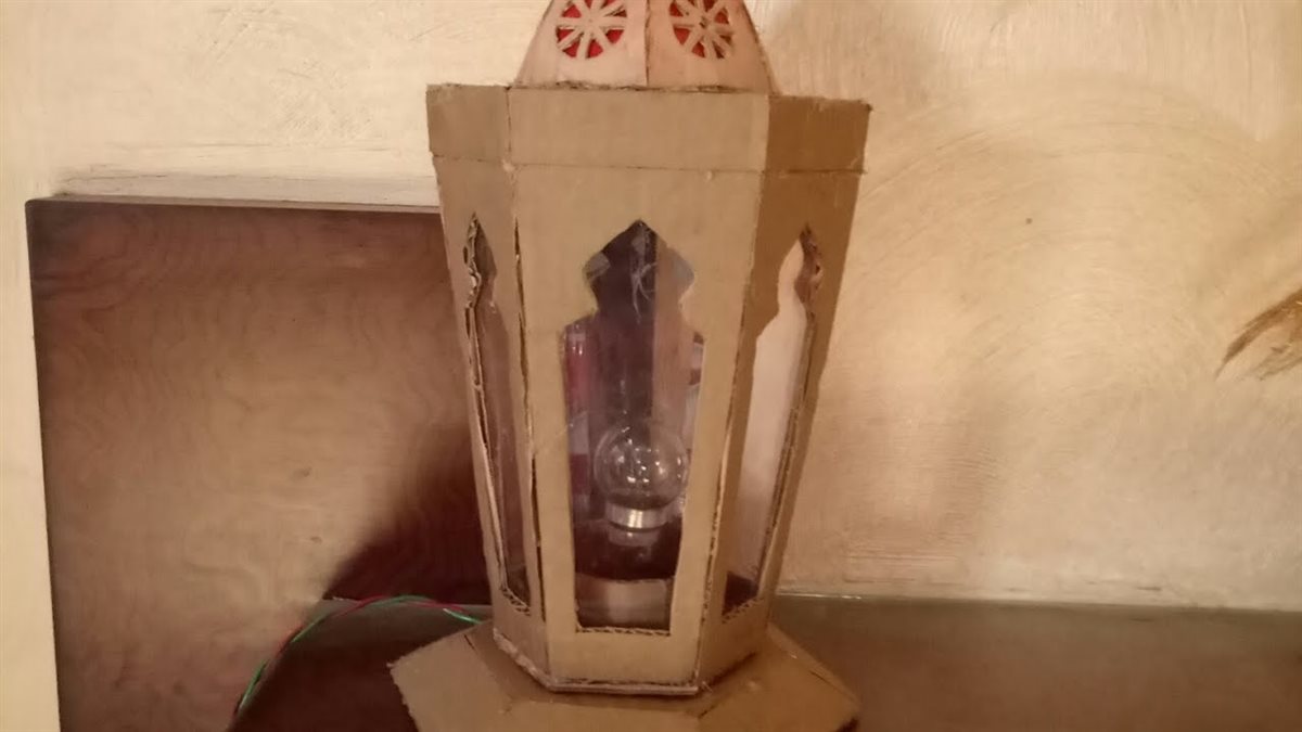 طريقة عمل فانوس رمضان بالورق المقوى
