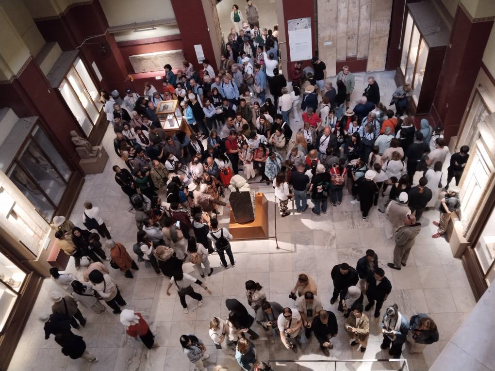 توافد الكثير من الزائرين على المتحف المصري بالتحرير