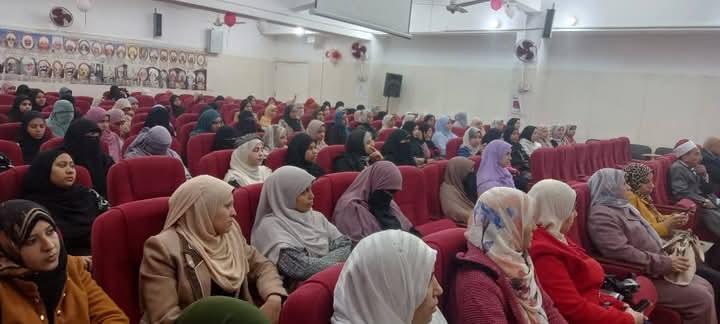 جانب من الندوة