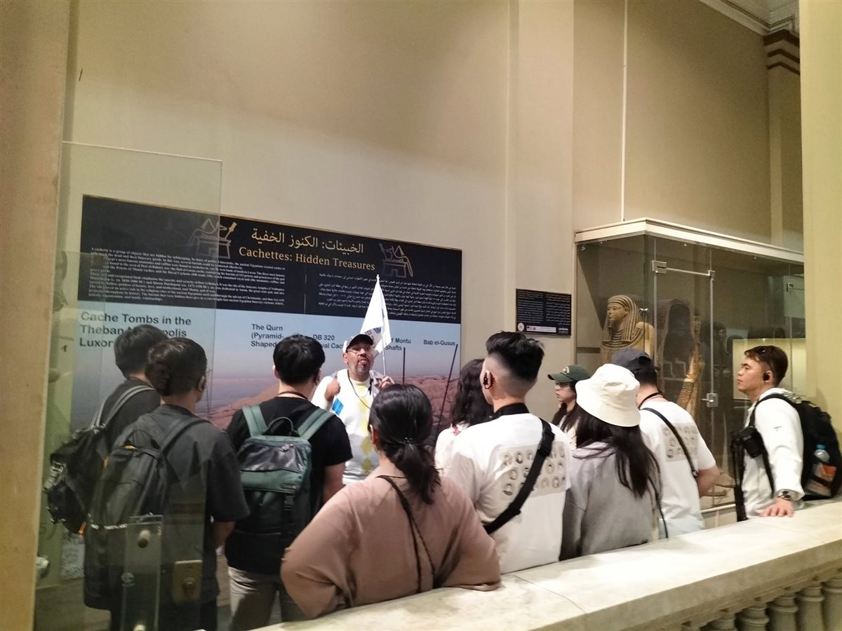 توافد كبير من السائحين لزيارة المتحف المصري بالتحرير خلال شهر رمضان