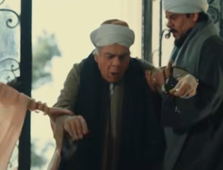 لقطات من الحلقة 12 من مسلسل حكيم باشا