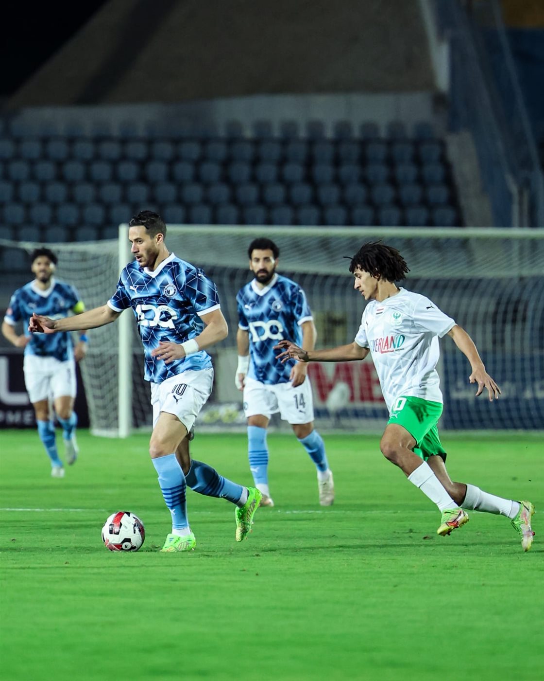 من مباراة بيراميدز والمصري