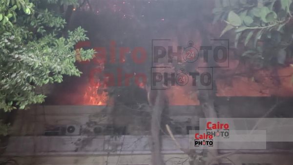 جانب من الحريق