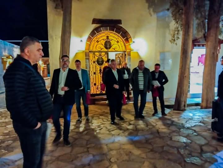 محافظ جنوب سيناء يلتقي وفداً برلمانياً من 47 عضواً خلال زيارتهم لسانت كاترين