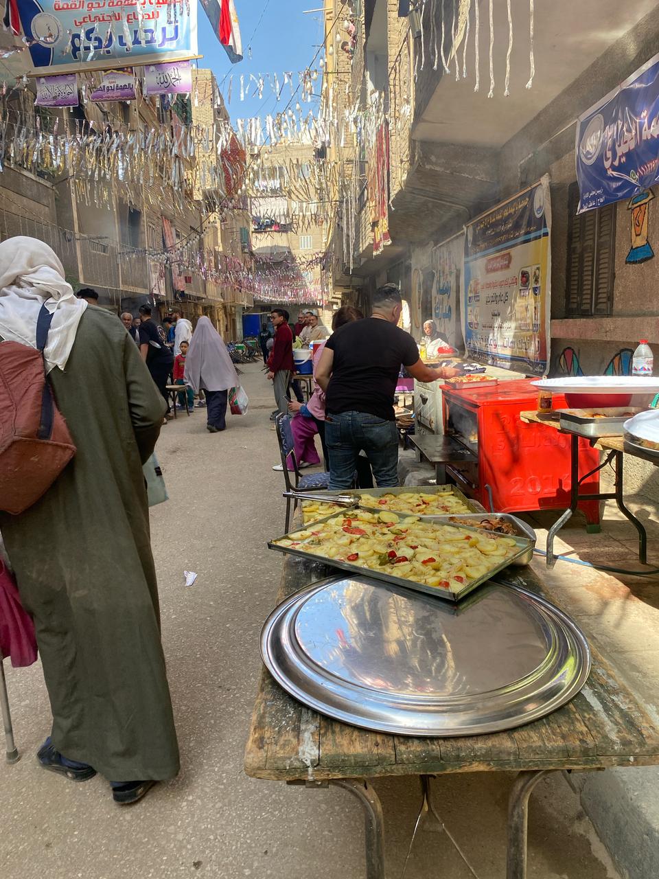 تحضيرات إفطار سكان عين شمس