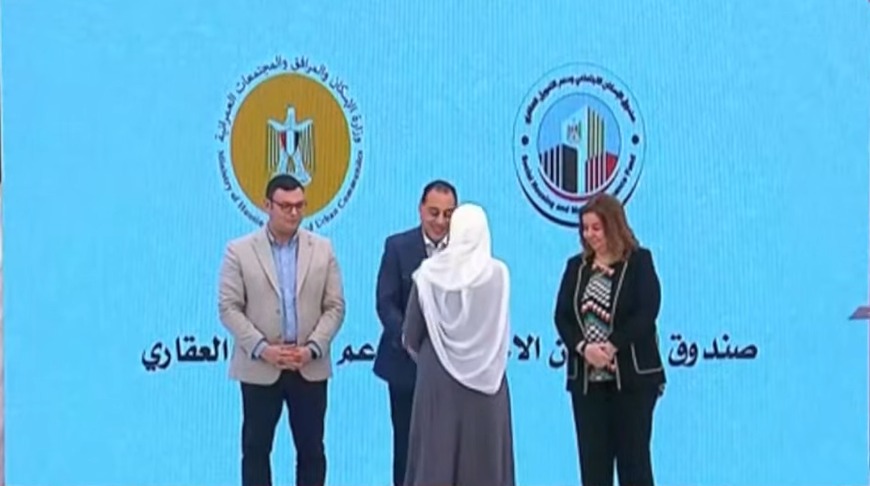 9e118d26-fe33-43f7-8703-0ed8d5c516f2