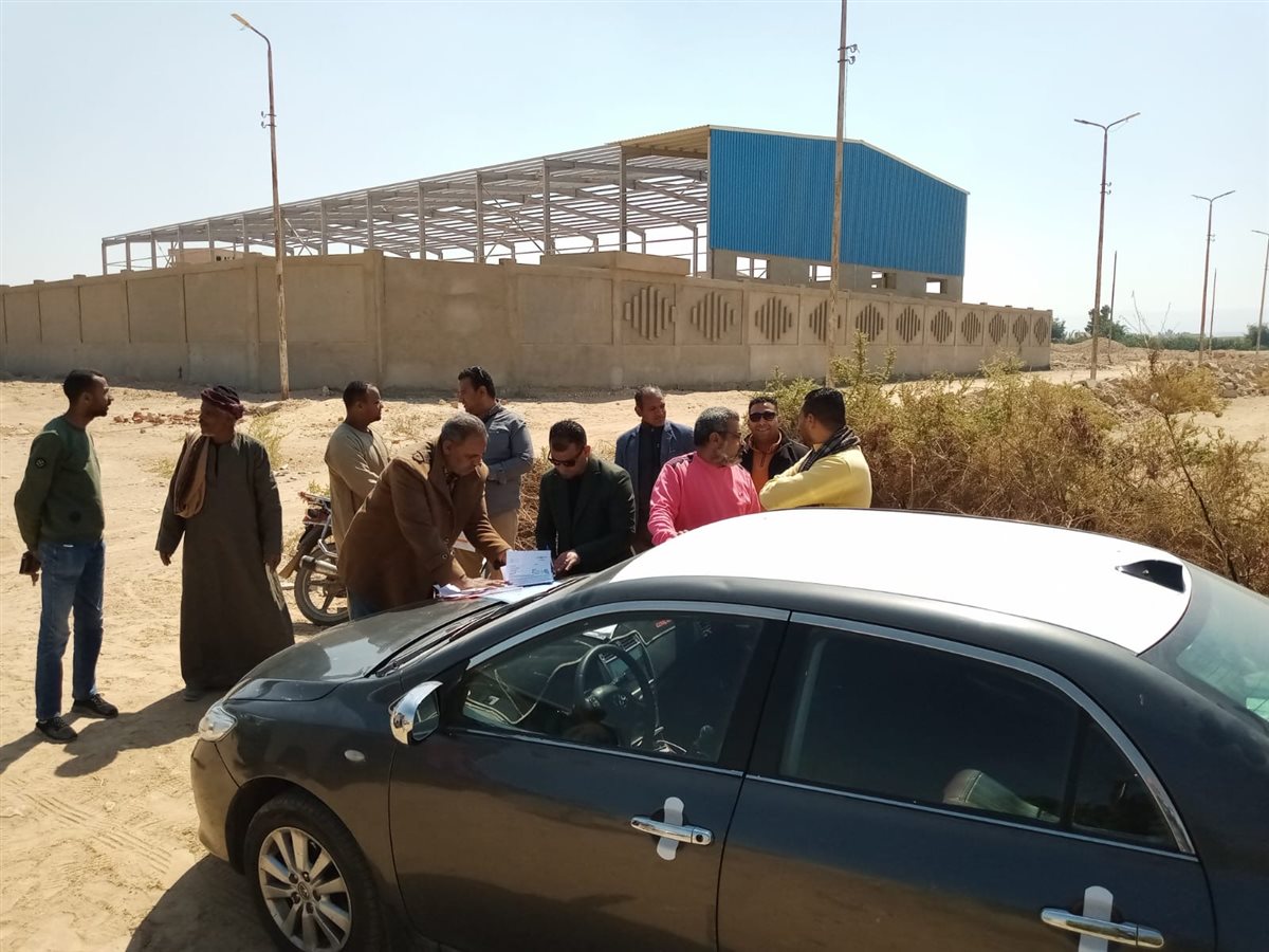 تسليم اراضي للاستثمار في الاقصر