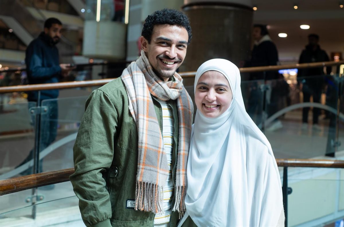 فاتن سعيد وأحمد غزي من مسلسل قهوة المحطة