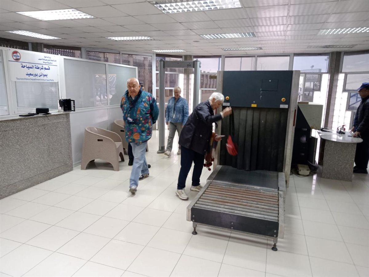 السفينة السياحية M.S HAMBURG