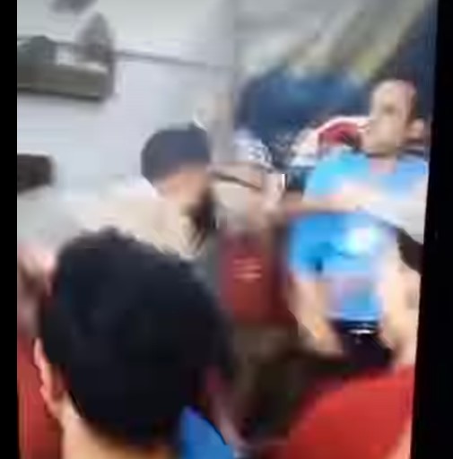 جانب من مشاجرة مطعم قصر المندي