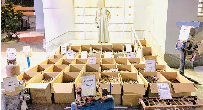 المتهم والمضبوطات