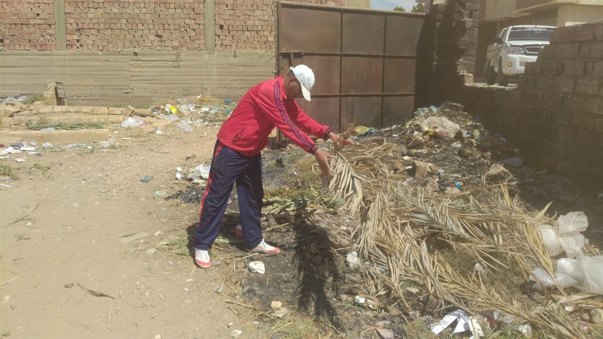 حملة لنظافة مقابر الخارجة
