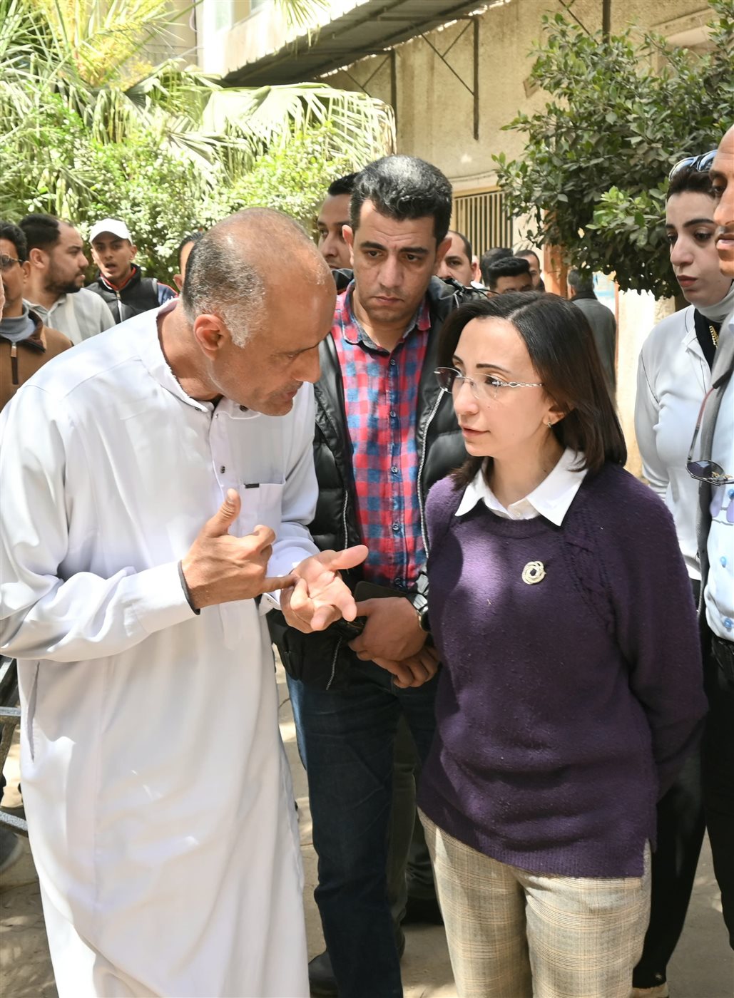 محافظ البحيرة تتفقد مستشفى أبو حمص المركزي وتحيل المقصرين للتحقيق 