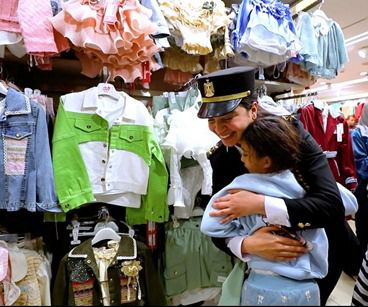 الداخلية تُشارك الأطفال الأيتام الإحتفال بيوم اليتيم (4)