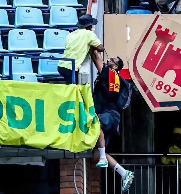 مشجع صن داونز ينقذ مشجع الترجي التونسي